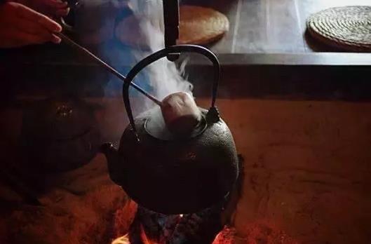 ?冬日小院，煮雪烹茶